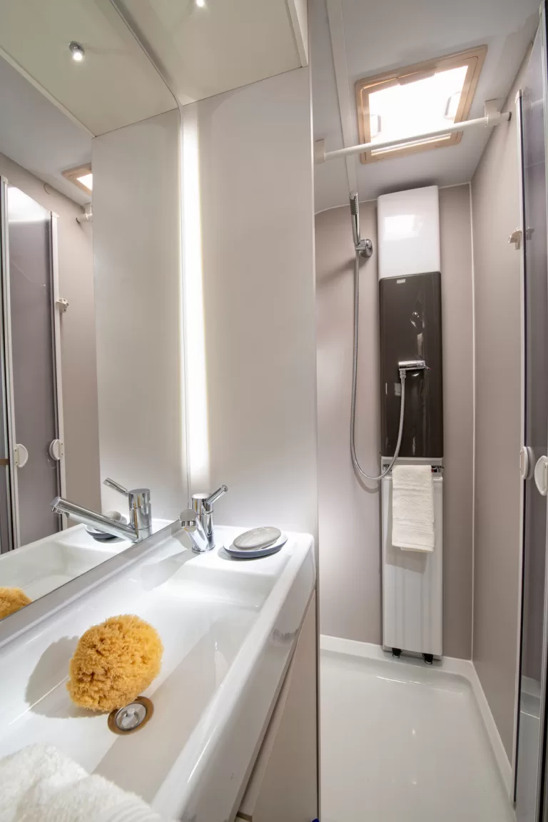 html_contemporary_living_spaces_spaces_2_images_2-large