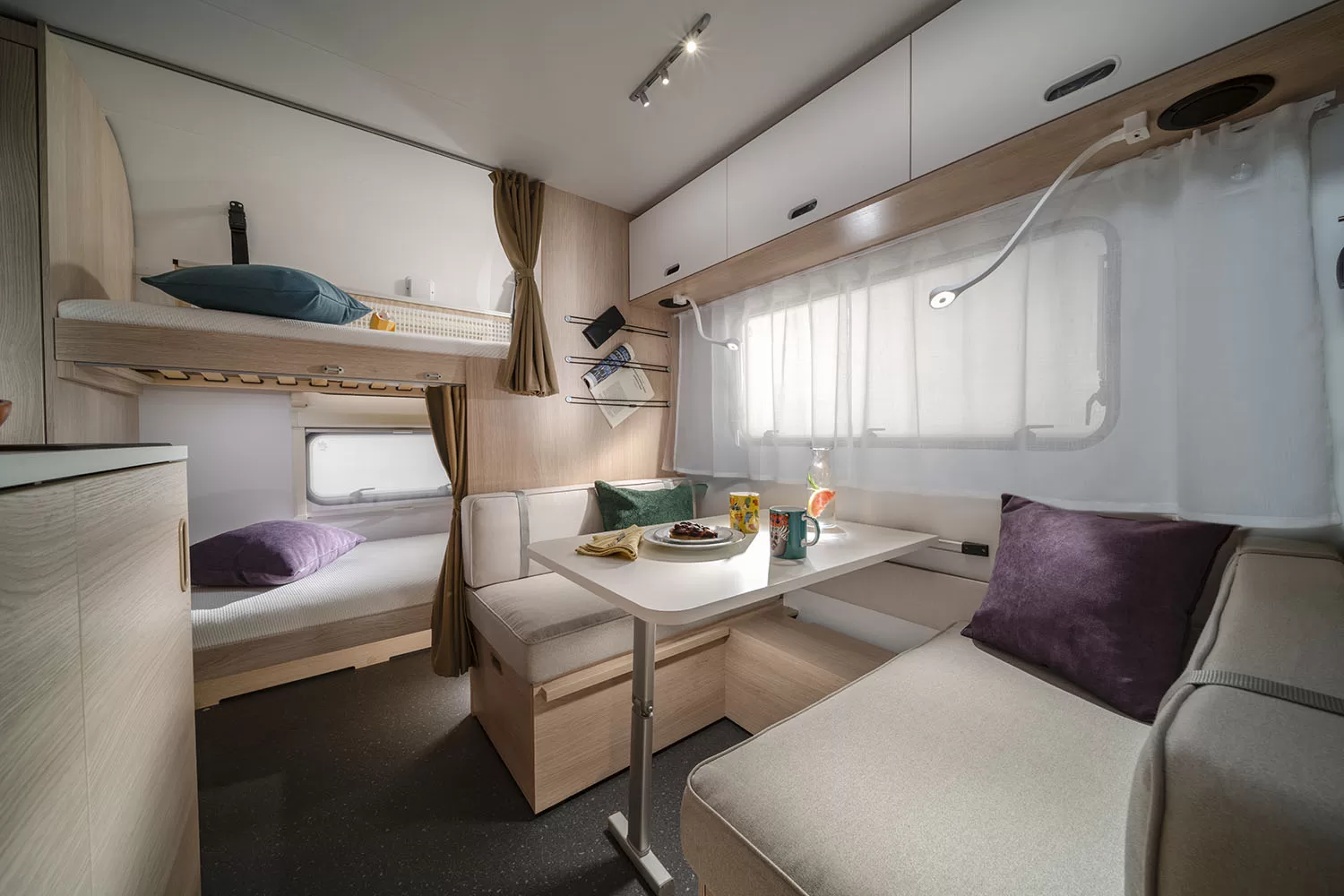 503_AVIVA_472_PK_dinette_BC8_0241